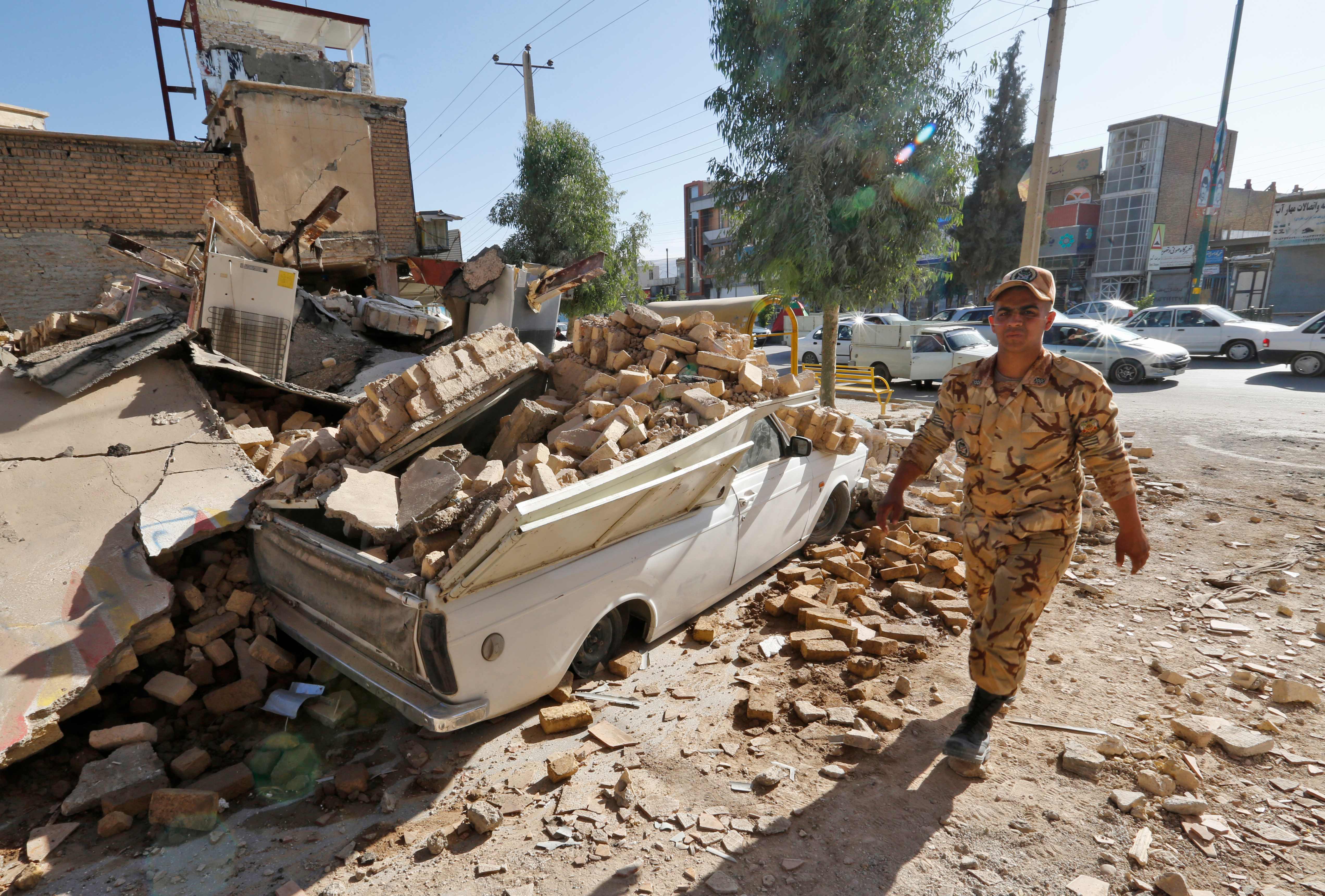 له‌رزینێك هه‌زاران خه‌ونی زڕاند  